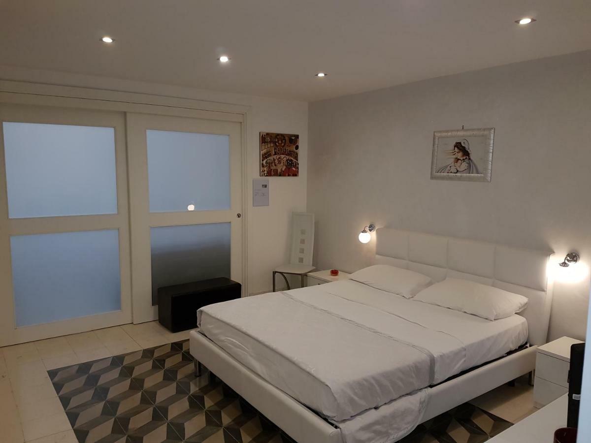 Casa Orchidea - The Fab Stay Brindisi Exteriör bild