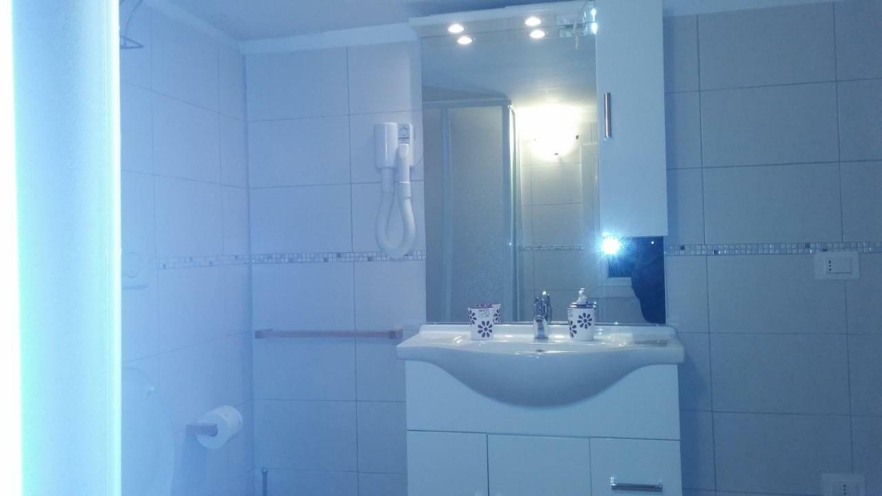 Casa Orchidea - The Fab Stay Brindisi Exteriör bild