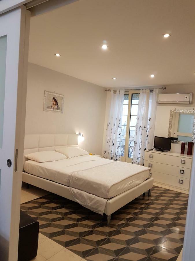 Casa Orchidea - The Fab Stay Brindisi Exteriör bild